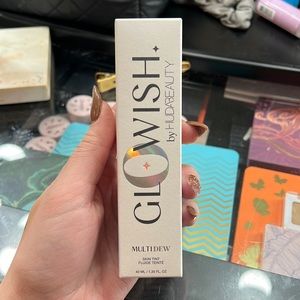 Huda Glowish skin tint